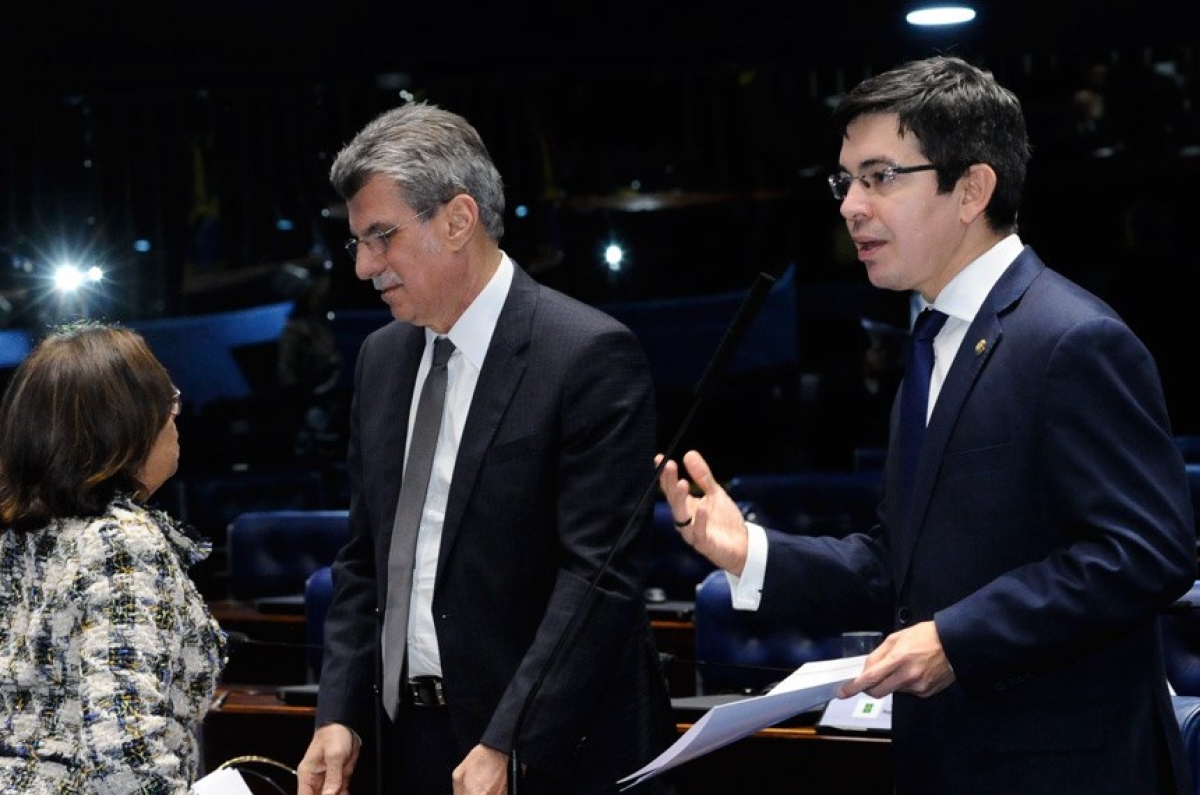 Projeto de Romero Jucá e Randolfe Rodrigues fixa alíquota máxima do ICMS sobre combustíveis (Foto: Waldemir Barreto/ Agência Senado)