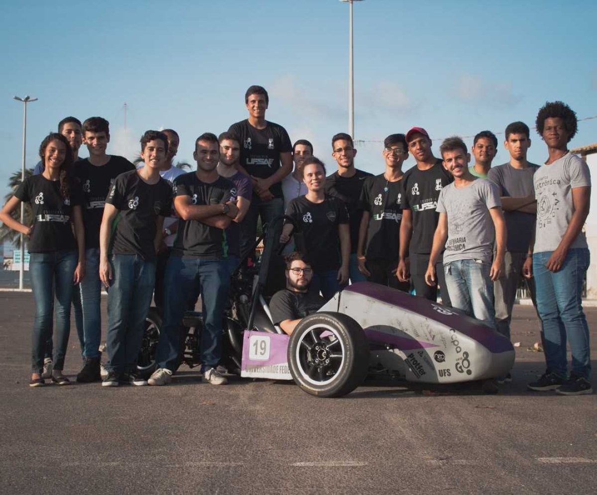 UFSAE expõe carro no Riomar Aracaju (Foto: Divulgação)