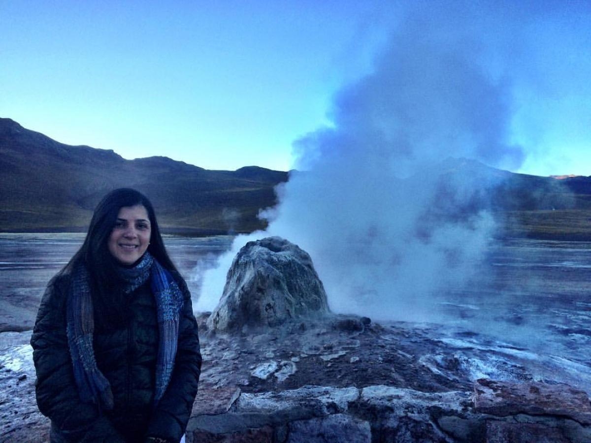 O espetáculo da erupção dos Geysers. Não esqueça de comprar uma bota apropriada para o frio antes de ir (Foto: Carla Passos)