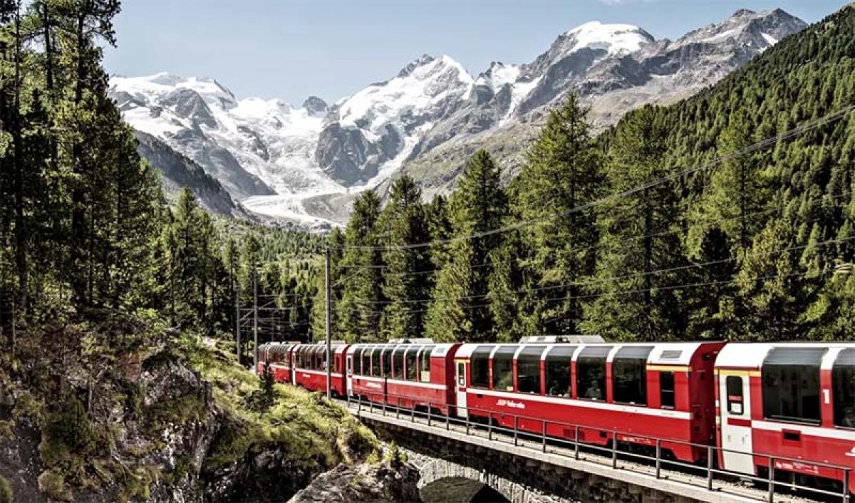 Subir os Alpes com o Bernina Express é diferente de tudo que você já viu (Foto: Carla Passos)