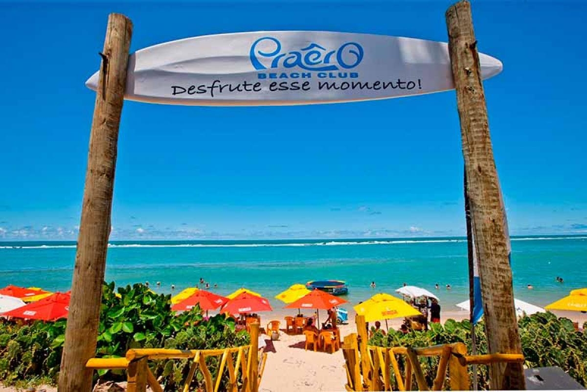 Praêro, bar com excelente infraestrutura na Barra de São Miguel (Foto: Carla Passos)