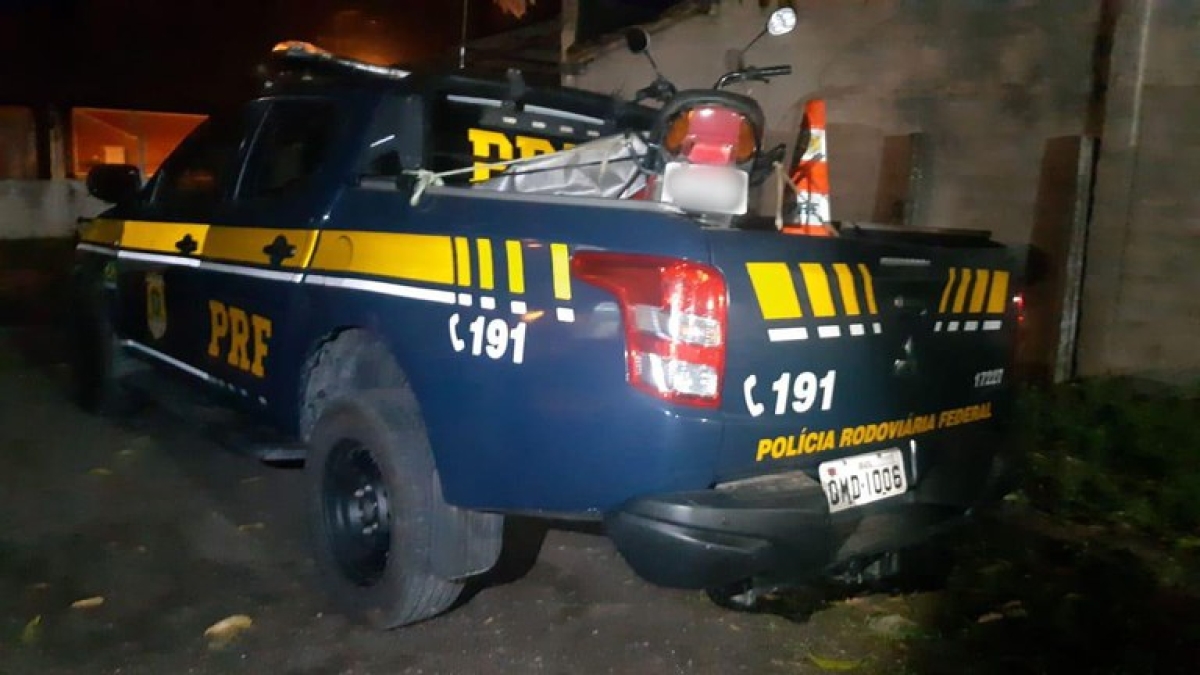 Santa Luzia do Itanhy/SE: PRF recupera na BR-101 motocicleta roubada (Foto: PRF/ gov.br)