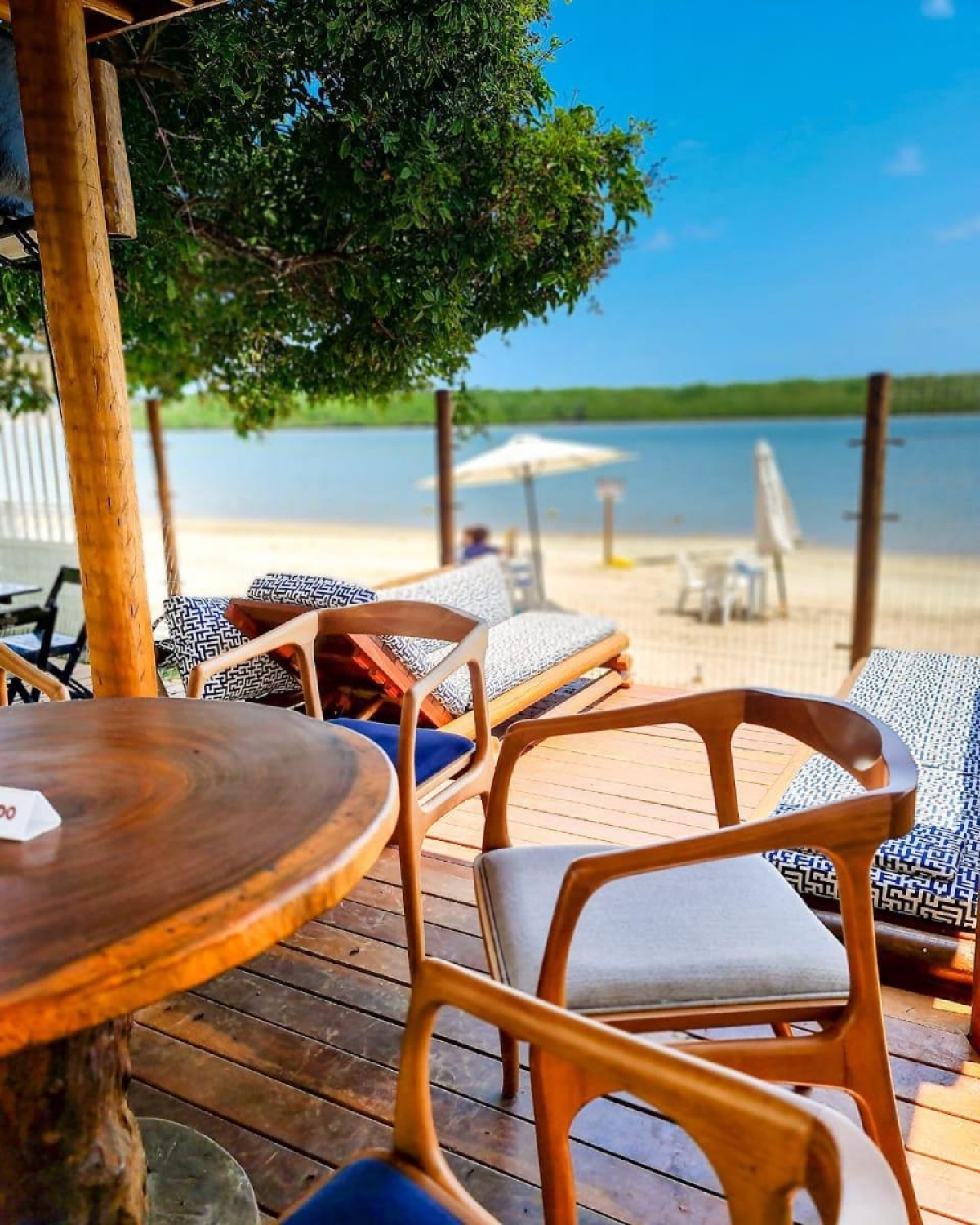 Prainha: uma excelente infraestrutura na beira do rio (Foto: Carla Passos)