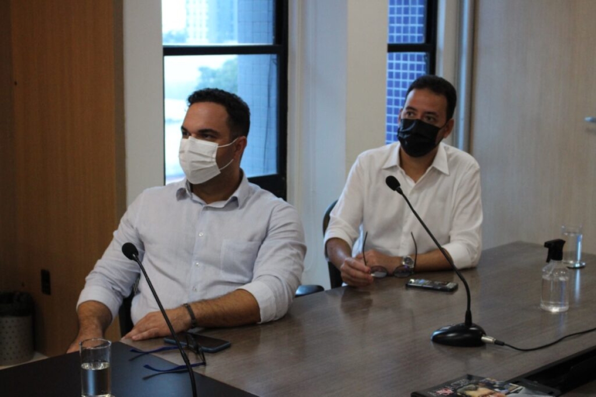 Nova diretoria da Câmara Empresarial de Turismo da Fecomércio, Bruno Dórea e Gustavo Paixão (Foto: Marcio Rocha)