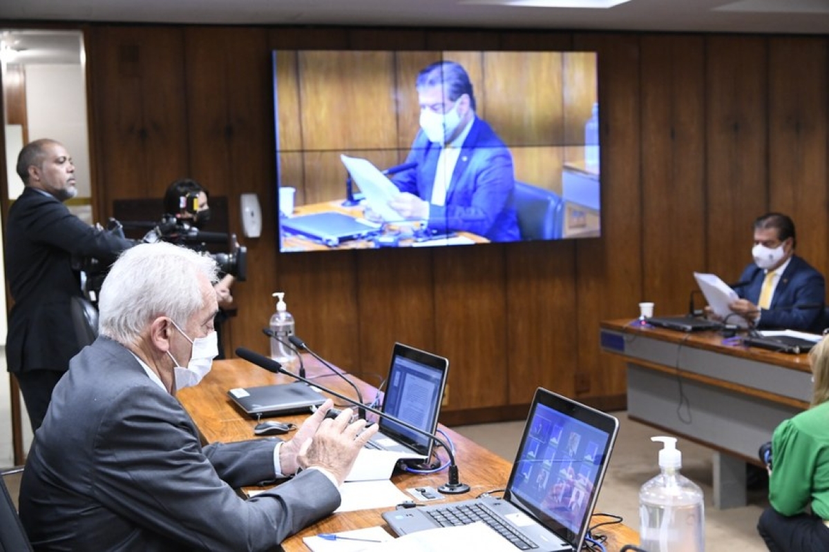 Nelsinho Trad apresentou o relatório de Alessandro Vieira ao PLC 70/2014, que segue para a CMA - Foto: Agência Senado