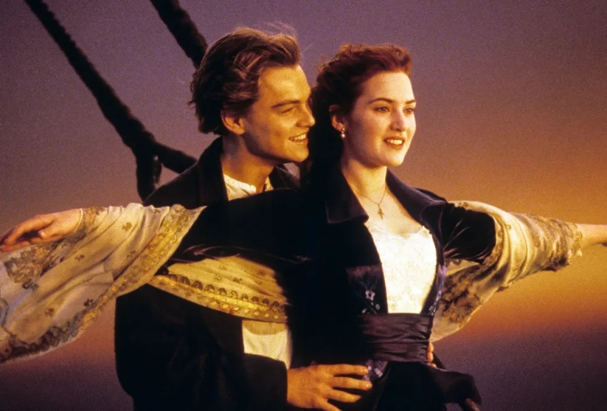 Leonardo DiCaprio e a Kate Winslet em cena de "Titanic" - Foto: Divulgação