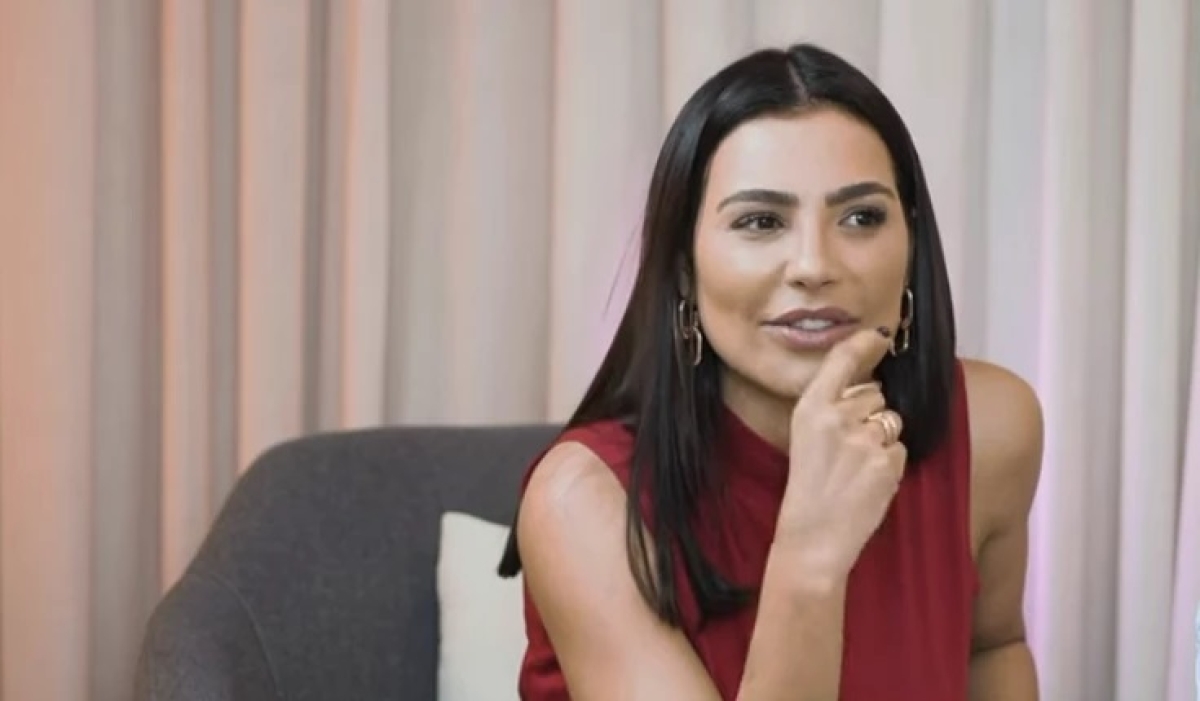 Cíntia Chagas - Foto: Reprodução/Print de vídeo YouTube Cíntia Chagas
