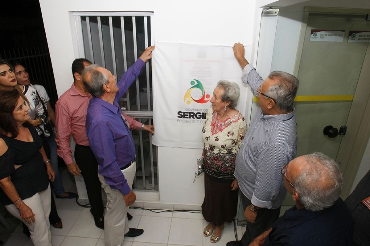 A nova sede do Centro de Refer�ncia da Assist�ncia Social (Cras) Emerentina de Souza Maynart (Dona Mimosa) passou por ampla reforma com recurso na ordem de R$ 200.000 do Governo Federal, atrav�s do Fundo Nacional de Assist�ncia (Foto: Victor Ribeiro/ASN)