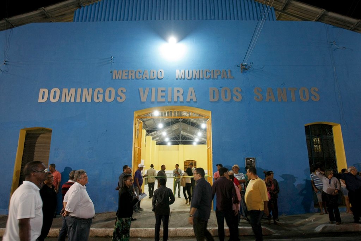 Mercado Municipal Domingos Vieira dos Santos passou por reforma e recebeu investimentos, viabilizados por meio do contrato de repasse n� 244.0008-29/2007, firmado entre Governo de Sergipe e Minist�rio da Agricultura, Pesca e Pecu�ria, na ordem de R$ 386.5