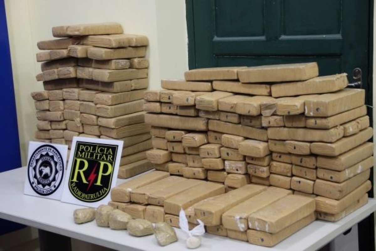 Opera��o conjunta resulta na pris�o de trio e apreens�o de 121kg de maconha (Imagem: SSP/SE)