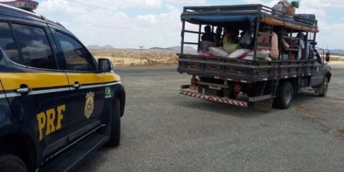 Opera��o PRF ''Romarias 2016'': transporte seguro, o caminho do Romeiro (Imagem: Assessoria PRF/SE)