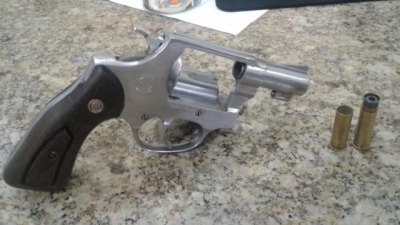 Pol�cias agem conjuntamente para inibir roubo a ve�culos na Capital; suspeito � morto (Imagem: SSP/SE)