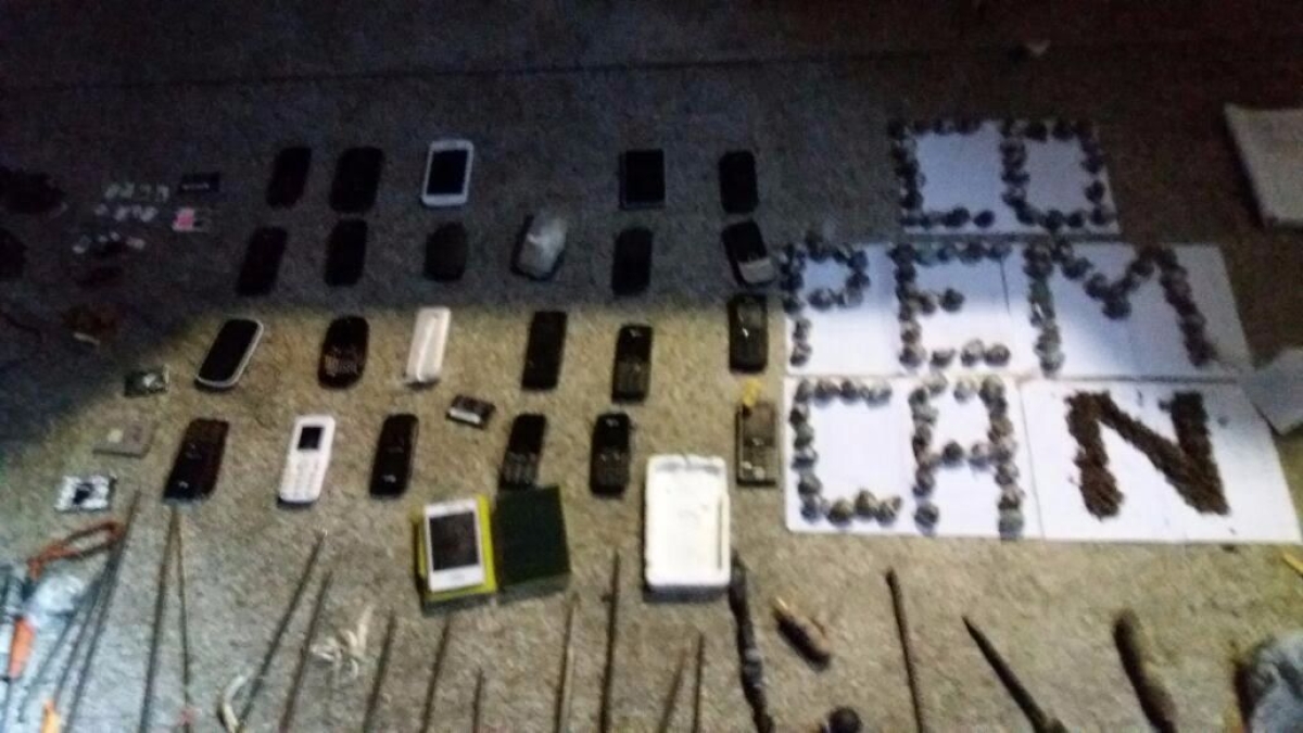 Agentes penitenci�rios apreendem 269 objetos il�citos em ala do Copemcan (Imagem: NV Comunica��o)