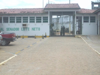 Pol�cia recaptura 8 fugitivos do Pres�dio de Gl�ria (Imagem: Sejuc/SE)