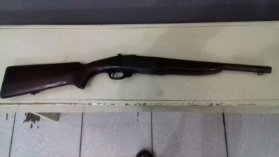 No interior, pol�cia frustra fuga de assaltantes e recupera ve�culo roubado (Imagem: SSP/SE)