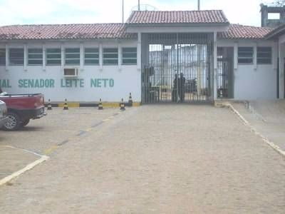 Pol�cia recaptura todos os detentos que fugiram nesta manh� do Preslen (Imagem: Sejuc/SE)