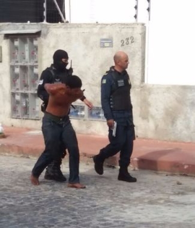 A��o r�pida da PM frustra assalto e prende tr�s (Imagem: SSP/SE)