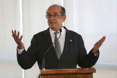 Gilmar Mendes critica vazamentos e diz que MPF deve cal�ar 