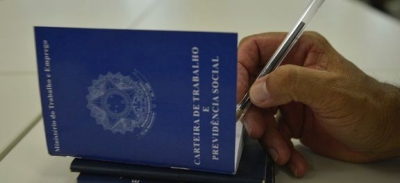 Reforma trabalhista vai formalizar jornada de 12 horas, diz ministro (Imagem: Ag�ncia Brasil)