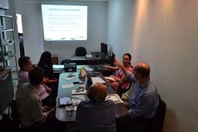 Presidente do CBHSF discute revitaliza��o com representante do MMA (Imagem: CBHSF)