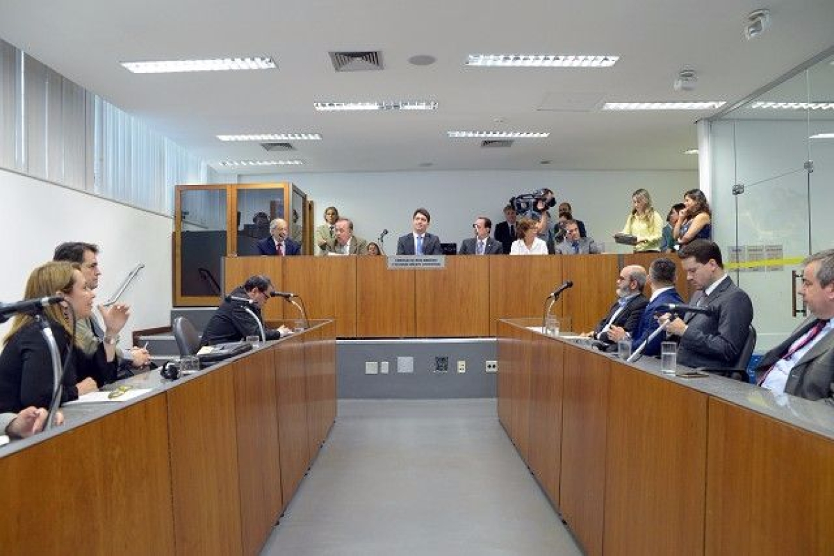 Segundo a Semad, embora precise ainda fazer a regulamenta��o da norma, os poucos meses da nova lei j� t�m produzido efeitos positivos (Imagem: Pollyanna Maliniak/ALMG)