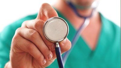 Garibalde Mendon�a homenageia os enfermeiros de Sergipe (Foto: Reprodu��o)